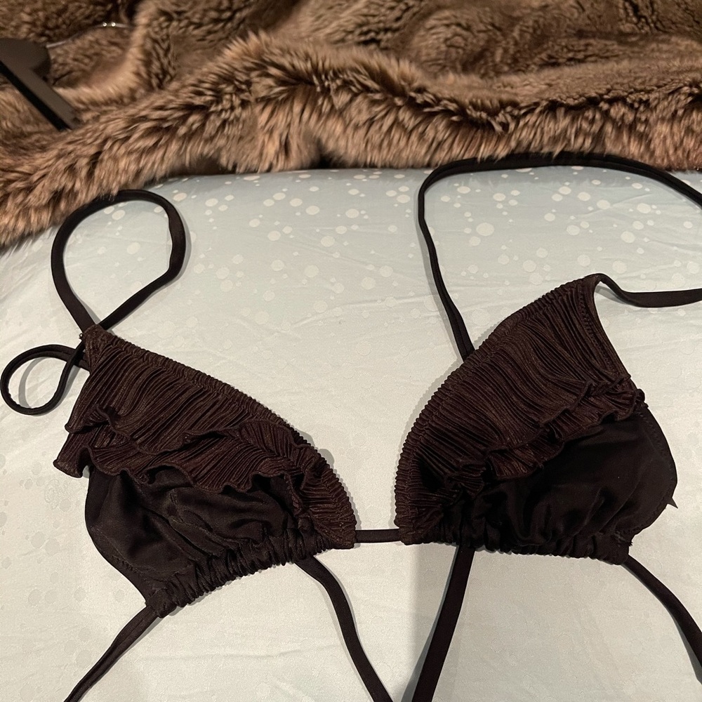 H&M bathing suit top